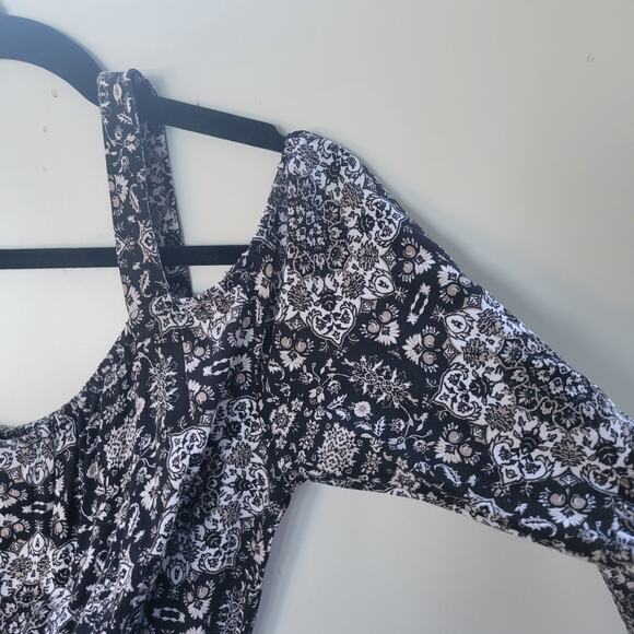 Apt. 9 Womens Romper Playsuit Black Tribal Print Pockets Jewel Neck Rayon S - Picture 9 of 10